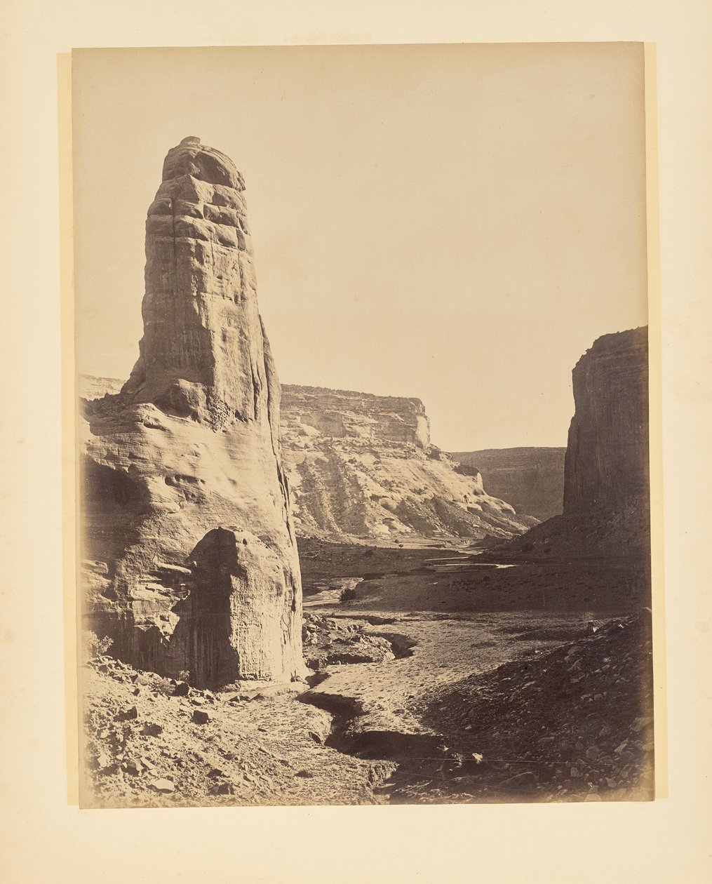 Landschap met breuklijn door John K. Hillers