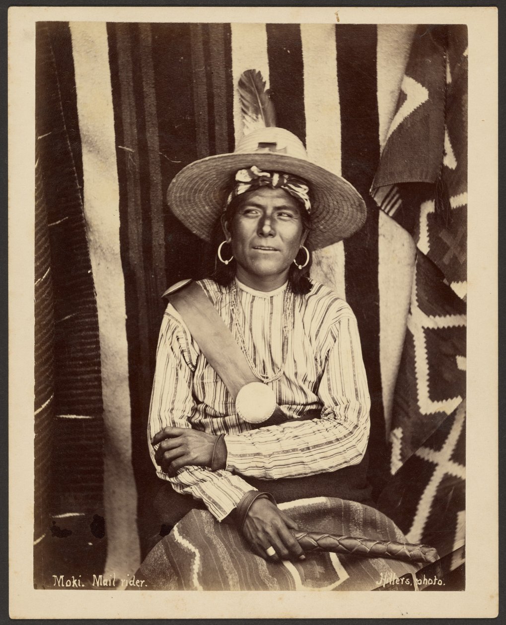 Moki-postruiter door John K. Hillers