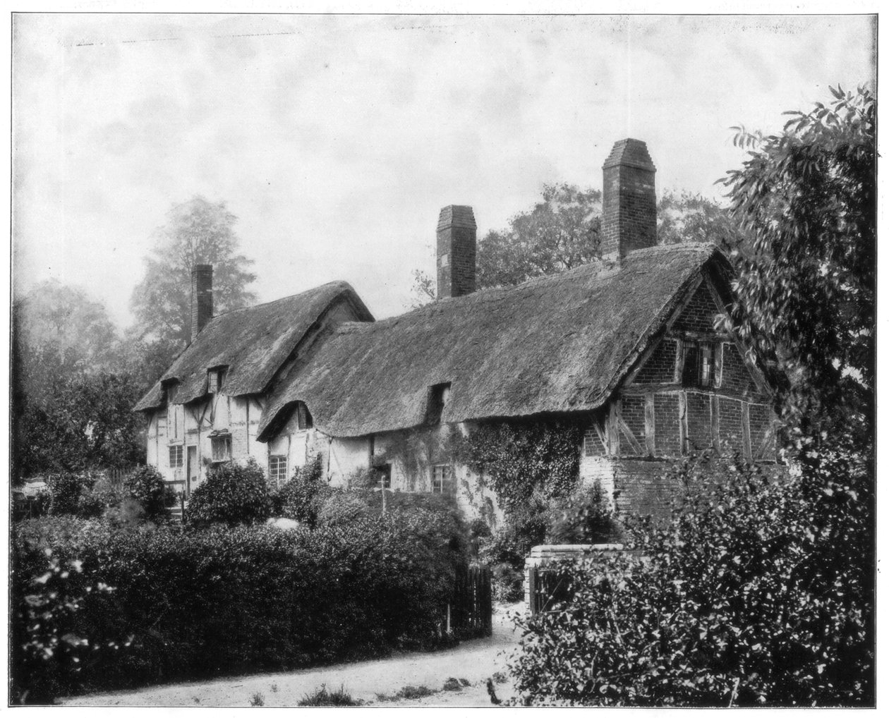 Anne Hathaways Cottage, Stratford-On-Avon, Engeland, late 19e eeuw door John L. Stoddard