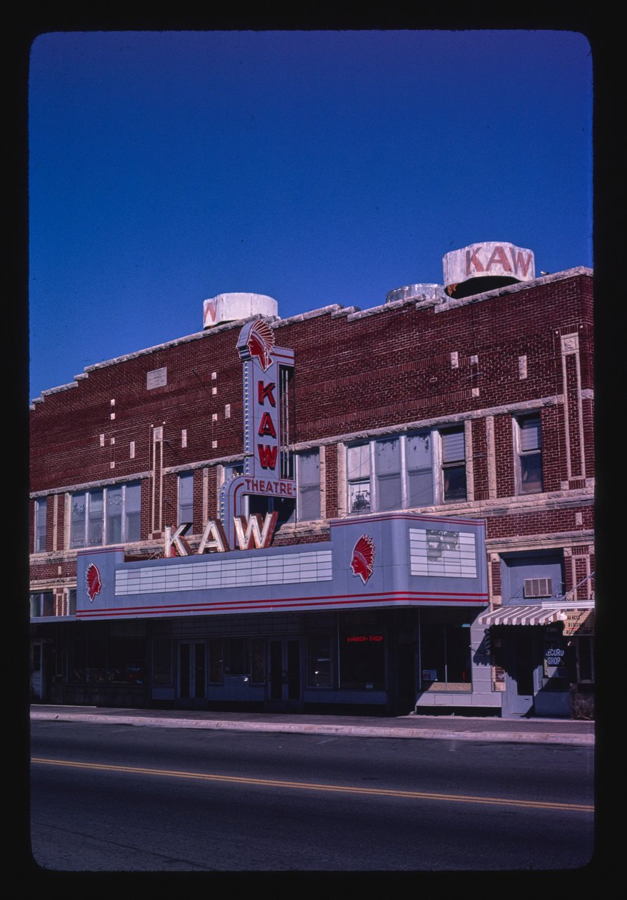Kaw Theater, Washington Street, Junction City, Kansas, VS door John Margolies