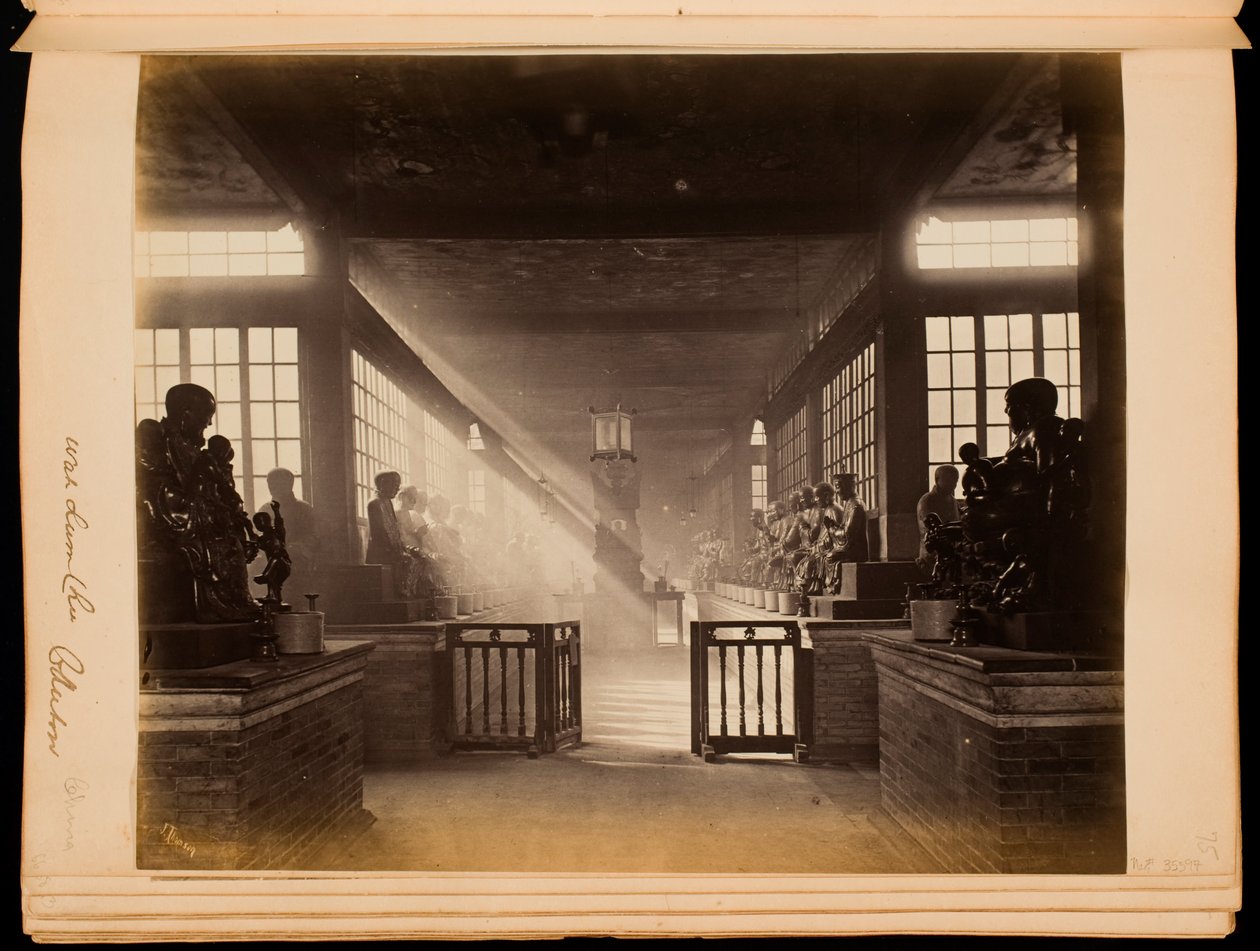 Wah Lum Chu, Kanton (tegenwoordig: Hualin-tempel) door John Thomson