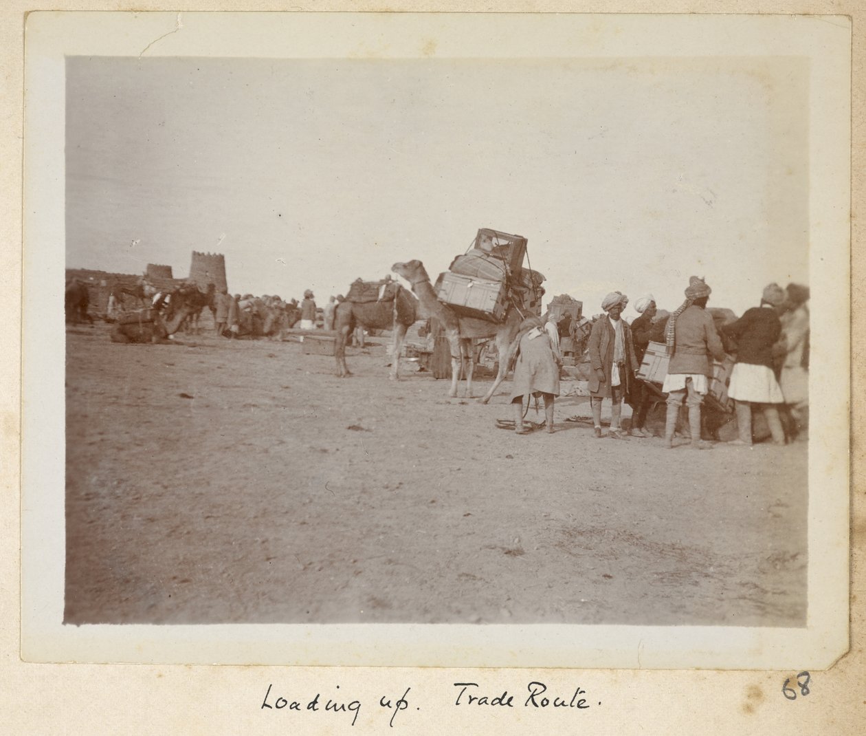 Razavi Khorasan Provincie, Iran, ca. 1908 (zw/w foto) door John Williams Watson
