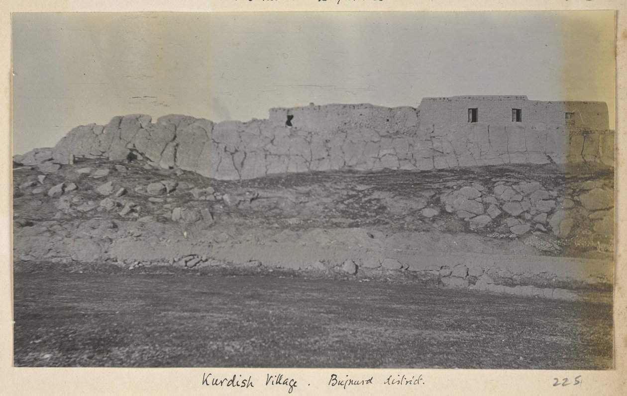 Razavi Khorasan Provincie, Iran, ca. 1908 (zw/w foto) door John Williams Watson