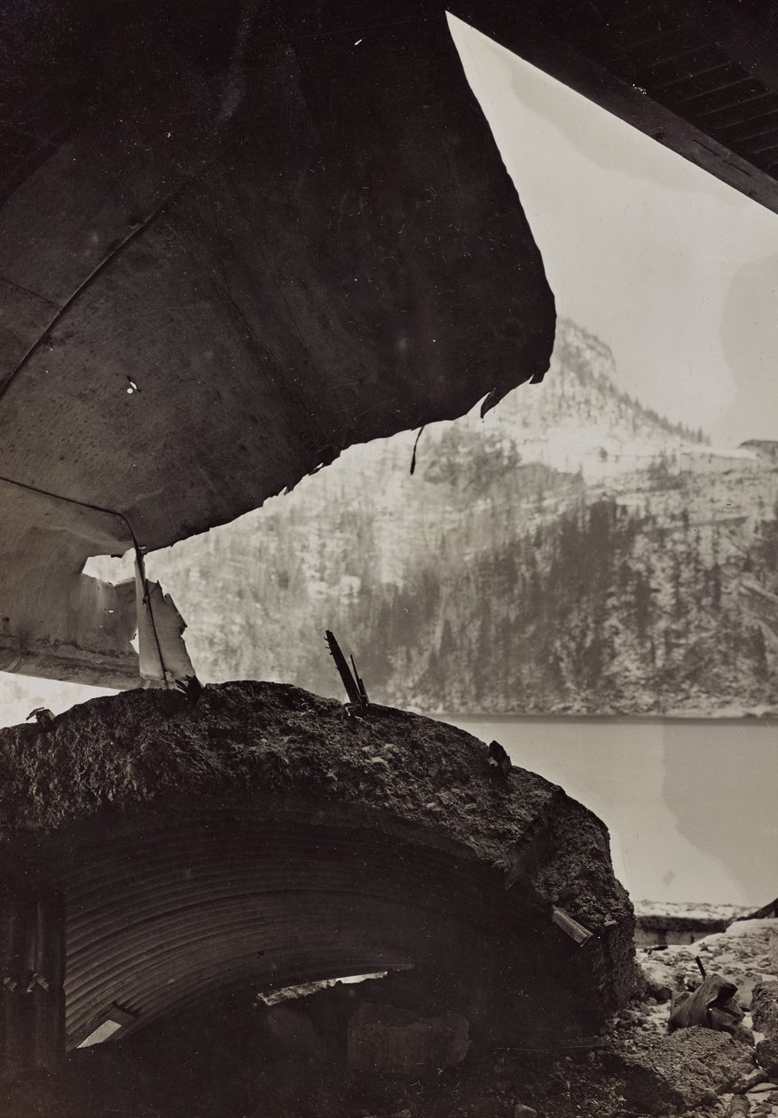 Album "Meine weltkriegs - Erinnerungen South-West Front (Karinthië, Italië, Zuid-Tirol) 31/03/1915-12/11/1918 - Josef Zohles Wien": puin van een fabriek door Josef Zohles
