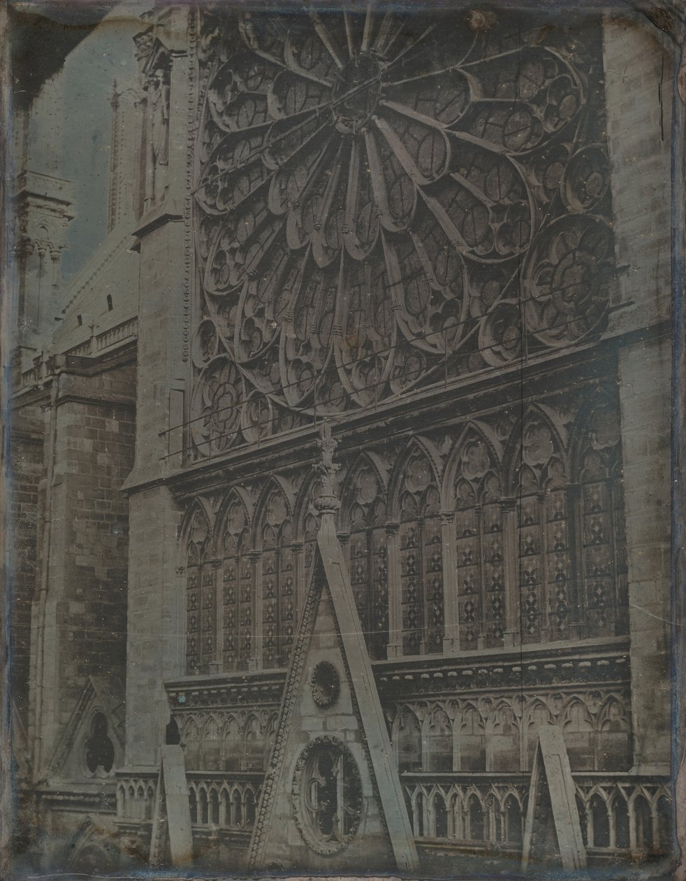 Roosvenster, Notre-Dame kathedraal, Parijs door Joseph Philibert Girault De Prangey