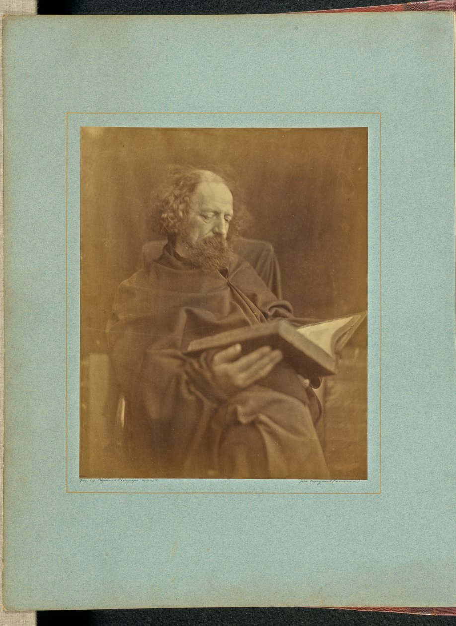 A. Tennyson door Julia Margaret Cameron