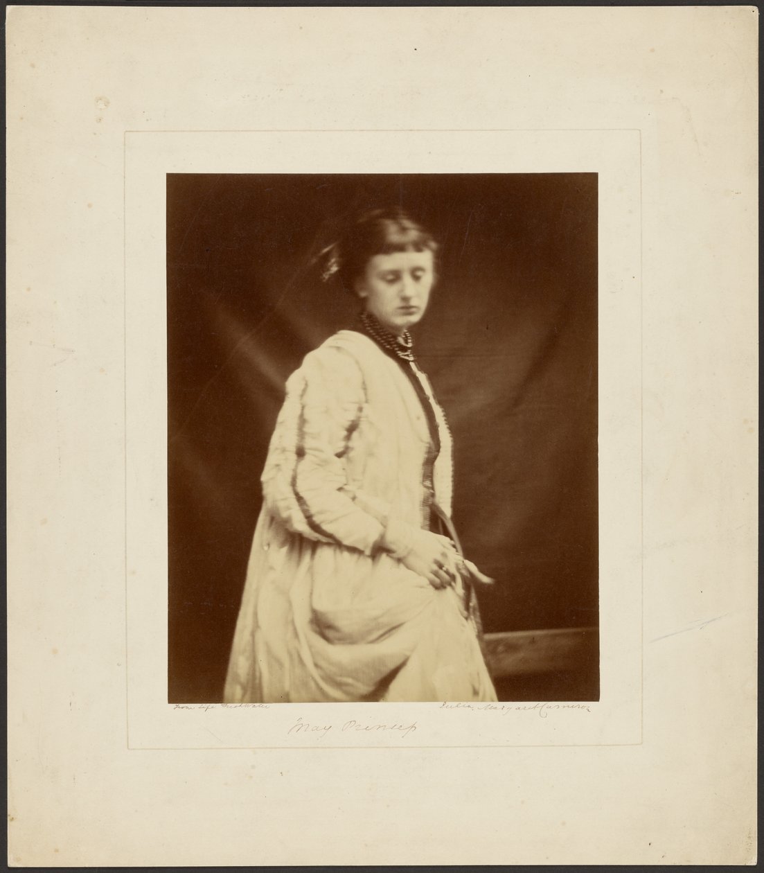 May Prinsep door Julia Margaret Cameron