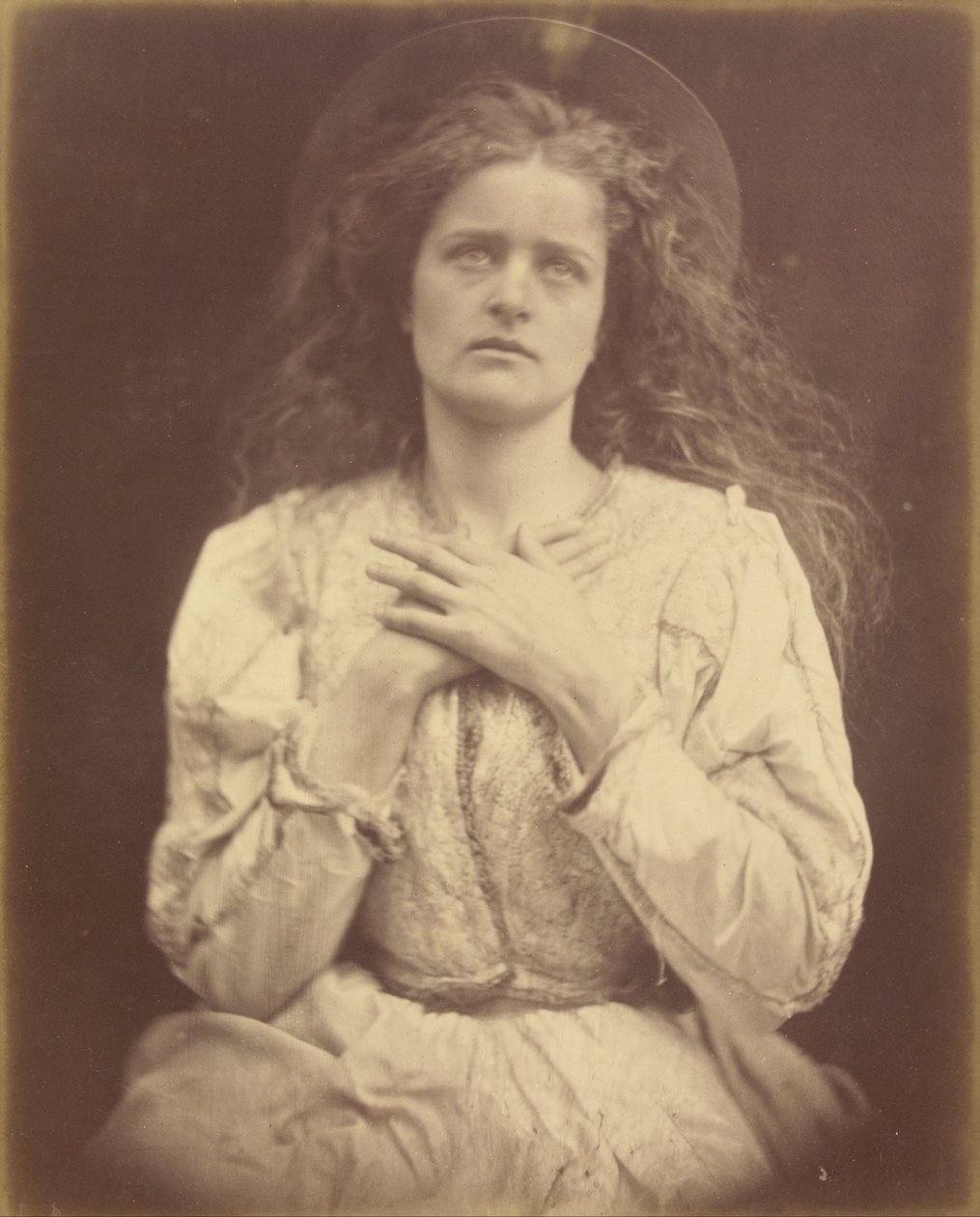 "Dus nu denk ik dat mijn tijd nabij is - ik vertrouw erop - ik weet het"/"De gezegende muziek ging die kant op die mijn ziel zal moeten gaan". door Julia Margaret Cameron