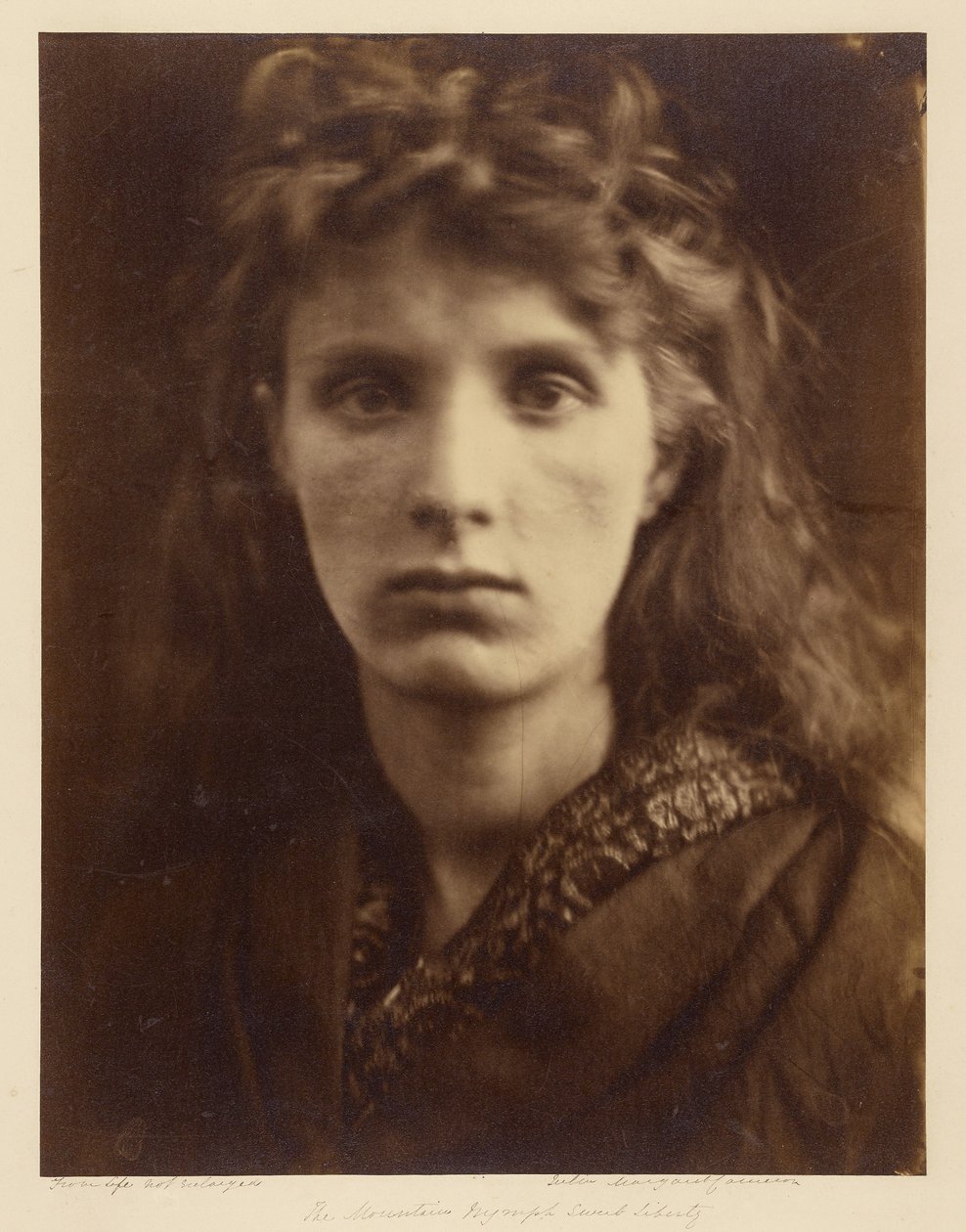 De bergnimf Zoete Vrijheid door Julia Margaret Cameron
