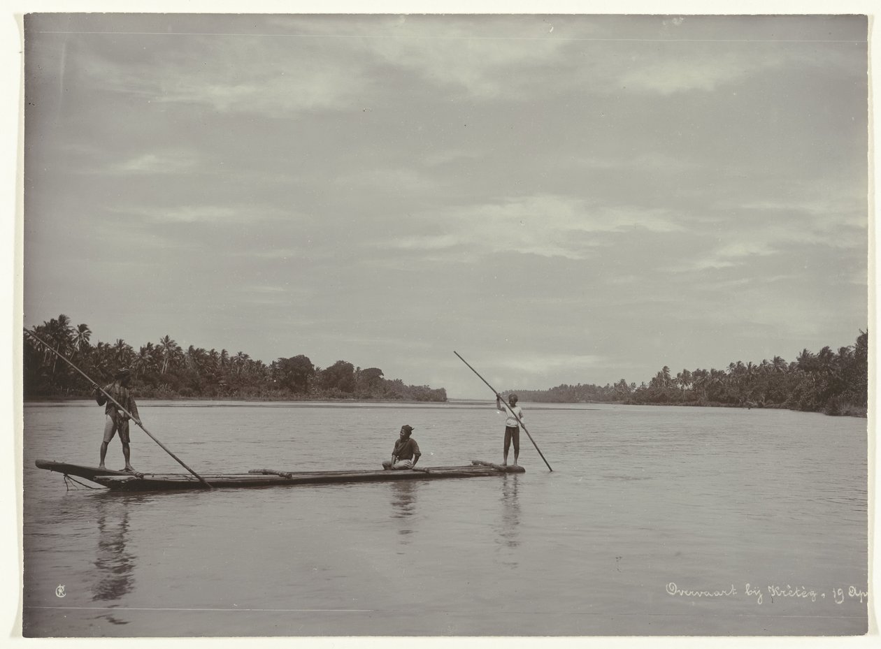 De oversteek van een rivier met een lange boomstam boot door Kassian Cephas