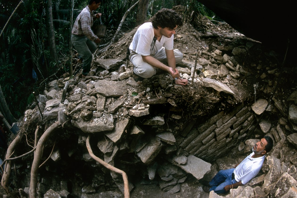 Cancuen, Guatemala, Arthur Demarest, Rudy Larios, Maya, paleis, Klassieke Periode, Peten door Kenneth Garrett