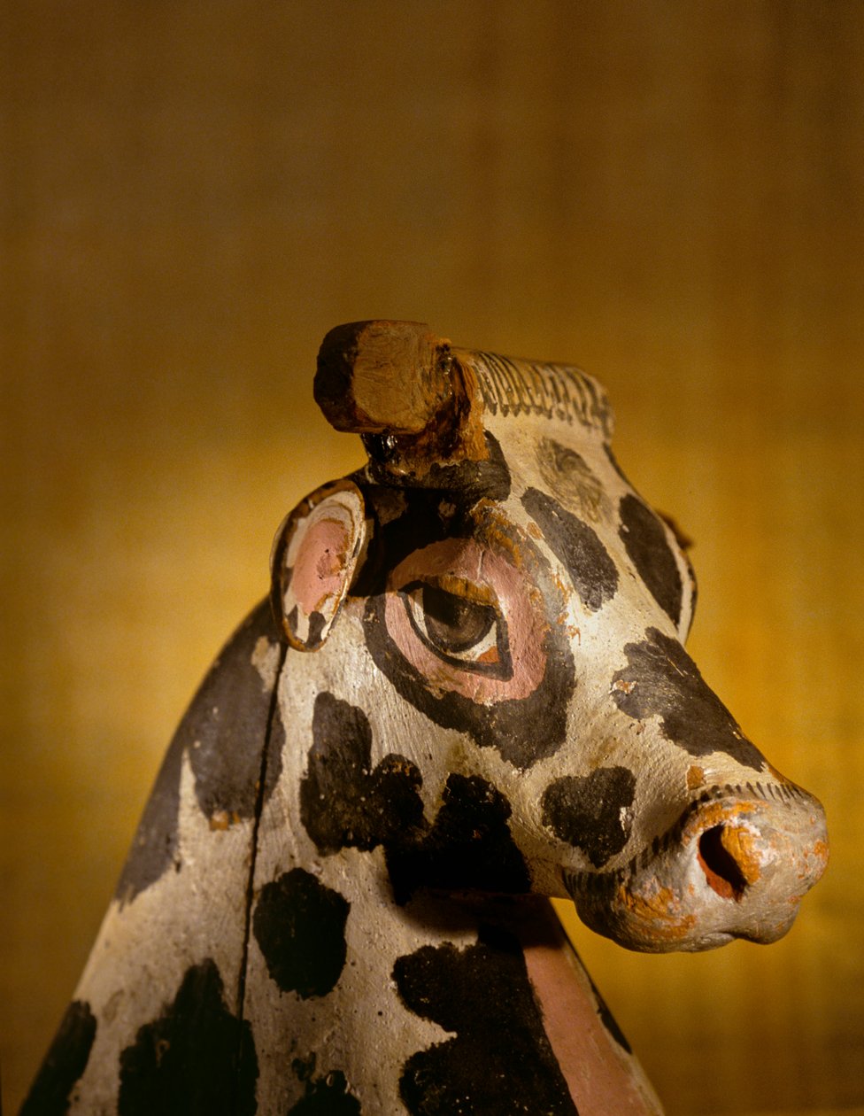 Hoofd van de Bovine Godin; Amenhotep II; KV35; Vallei der Koningen, 2009 (foto) door Kenneth Garrett