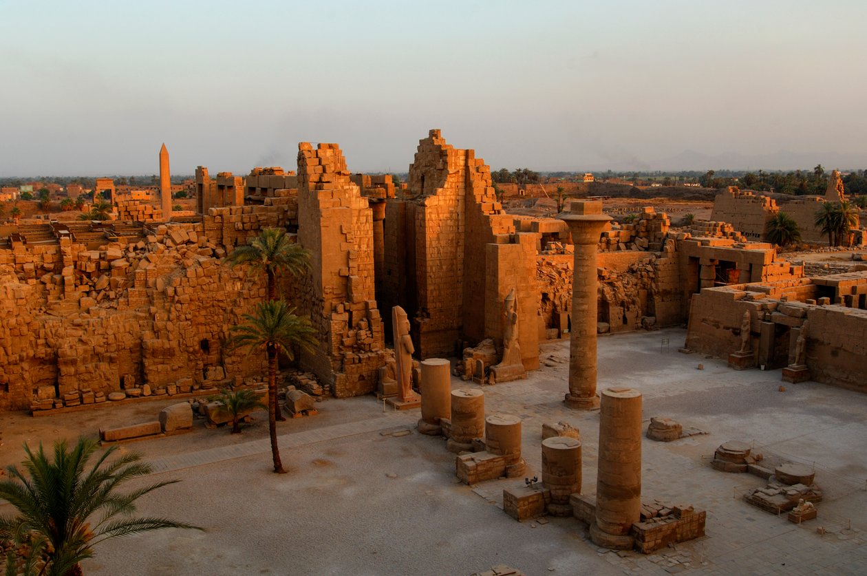 Kiosk van Taharka, eerste binnenplaats, Karnak Tempel, Zwarte Farao