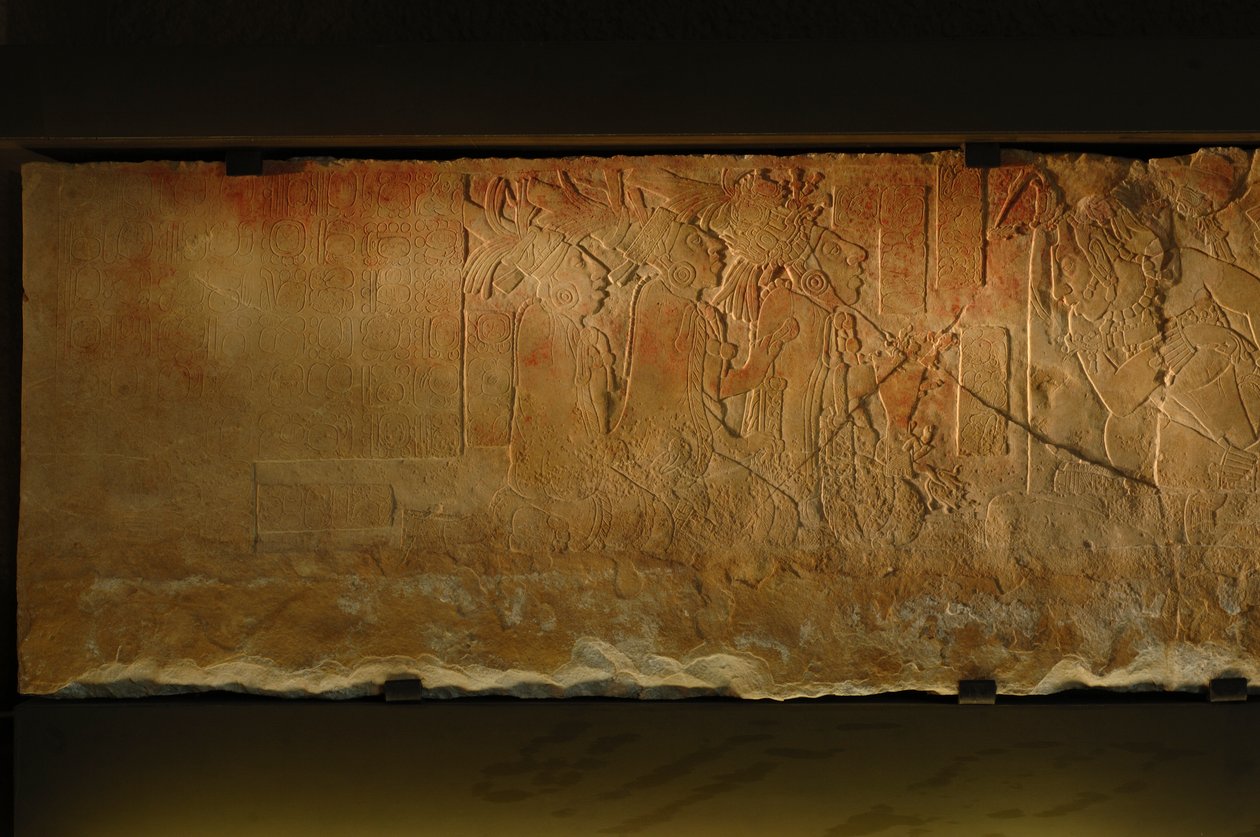 Tempel 19 troonbank, Palenque, Mexico, gravure van Akhal Mo Nab, 2005 (foto) door Kenneth Garrett