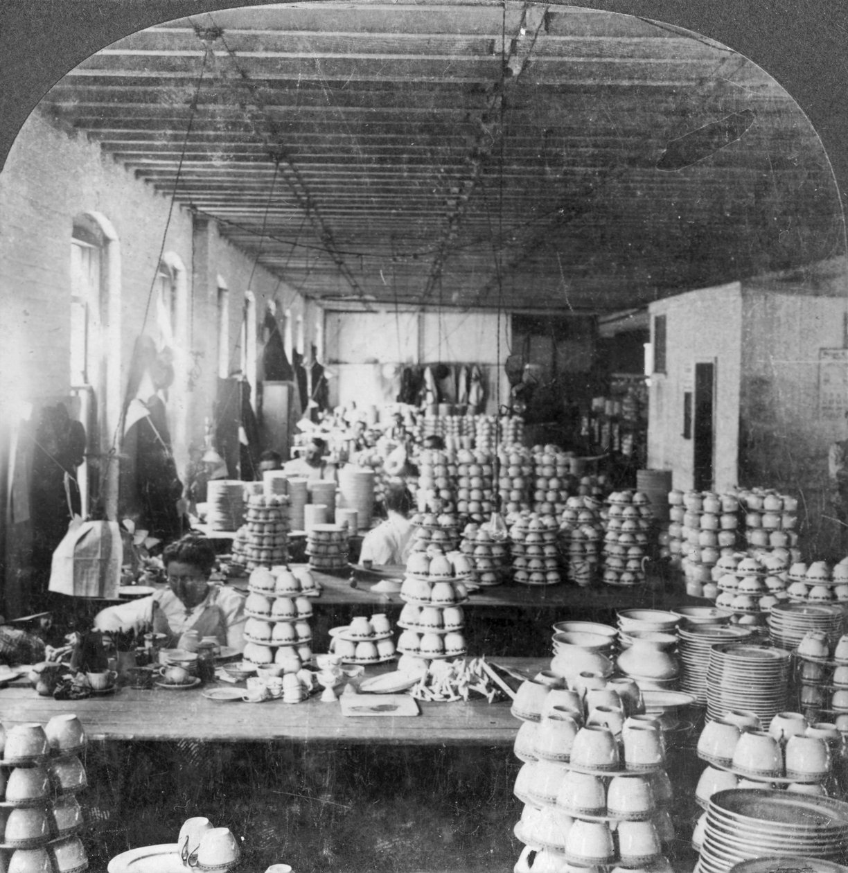 Kunstenaars decoreren porselein, Trenton, New Jersey, VS, begin 20e eeuw door Keystone View Company