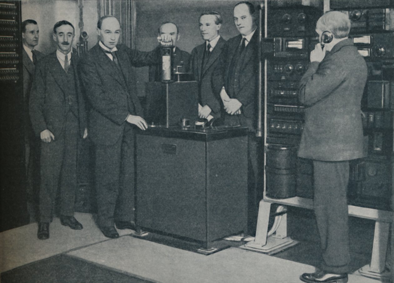 De nieuwe magie: Beelden verzenden via draadloze en de onontkoombare telefoon door Keystone View Company