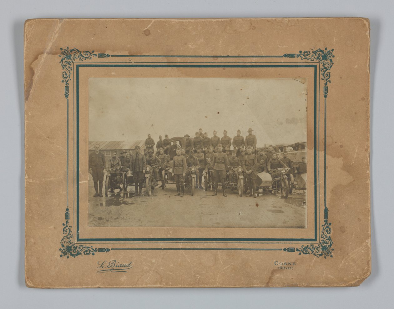 Foto van geïntegreerde Amerikaanse Expeditiekrachten in Frankrijk, 1917-1919 door L. Biaud