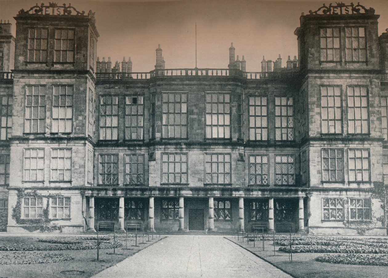 Hardwick Hall, een zetel van Zijne Genade de Hertog van Devonshire, ca. 1907 door Leonard Willoughby