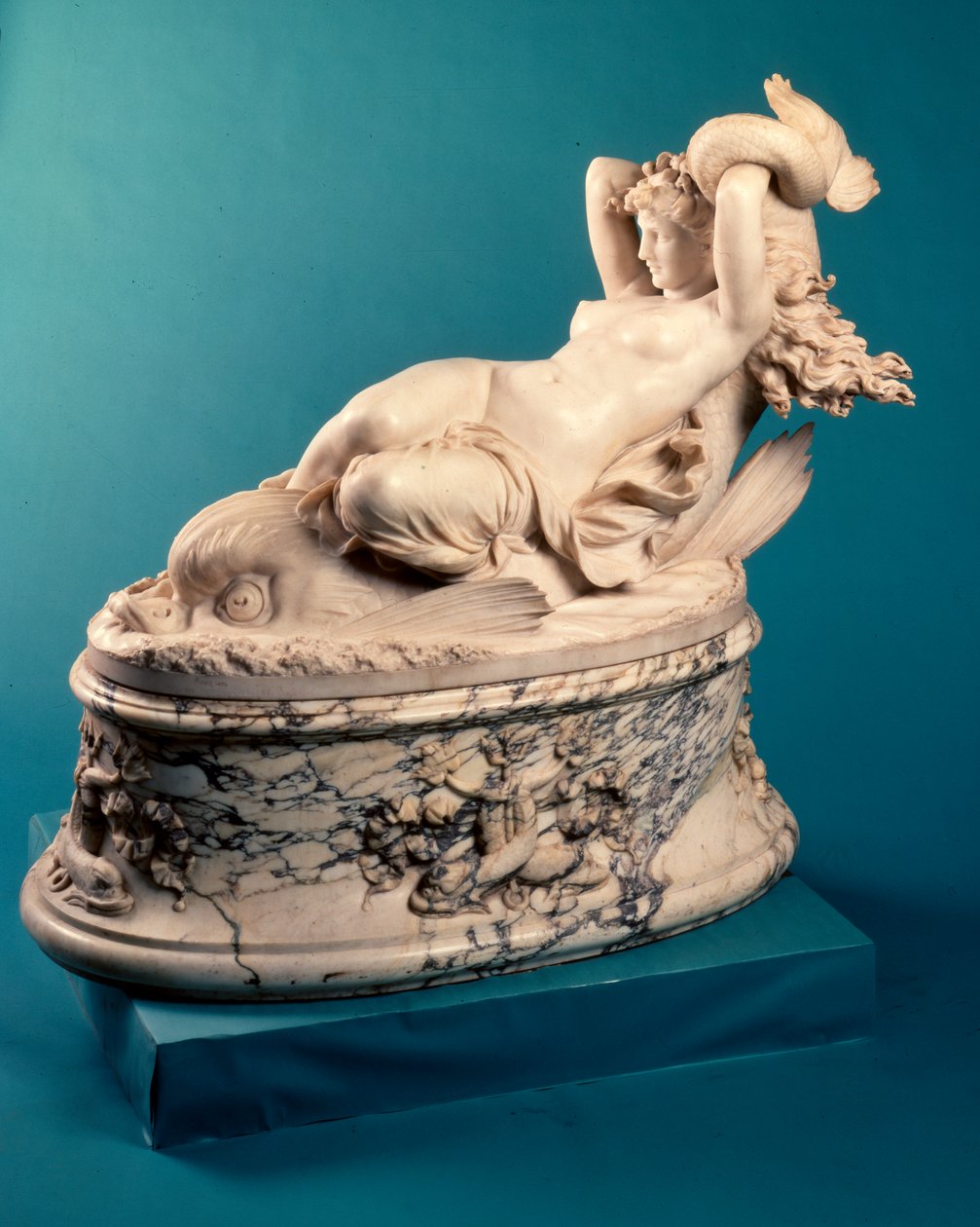 Galatea rijdend op een dolfijn, circa 1880 door Leopoldo Ansiglione