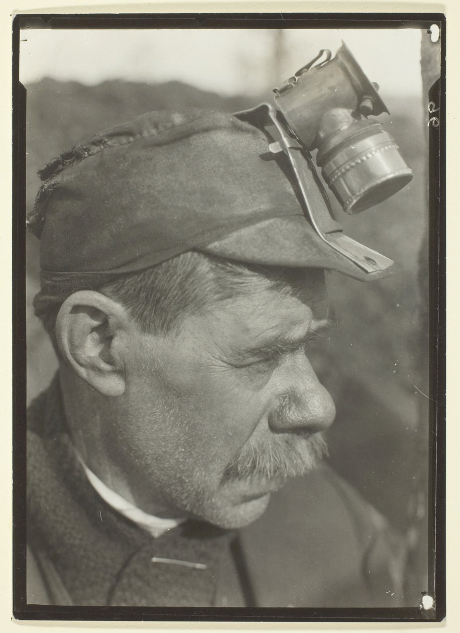 Slavische voorman in kolenmijn in Pennsylvania door Lewis Wickes Hine