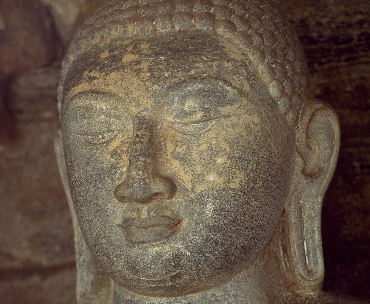 Sri Lanka, Polonnaruwa, detail van standbeeld van Boeddha van Gal Vihara (UNESCO Werelderfgoedlijst) door Unbekannt Unbekannt