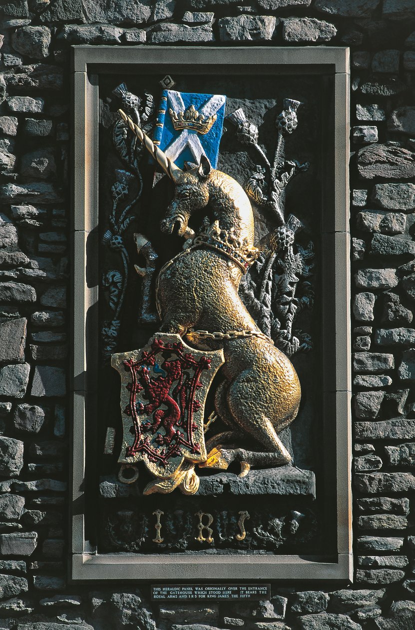 Eenhoorn, heraldisch wapen op de gevel van Holyrood paleis, Edinburgh, Schotland, Verenigd Koninkrijk door Unbekannt Unbekannt