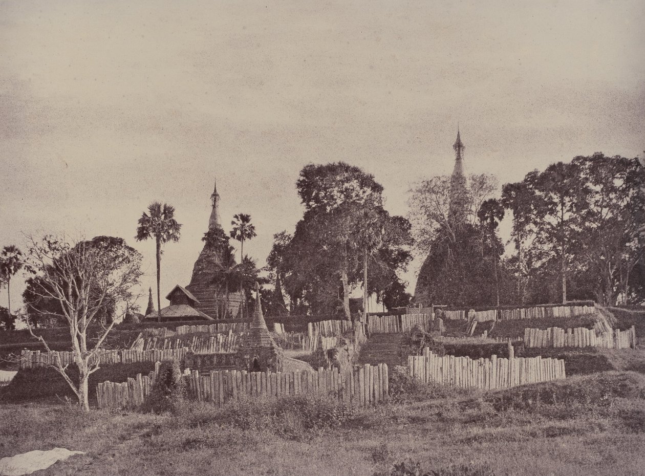 Rangoon: Noordelijke ingang van de Shwe Dagon Pagoda door Linnaeus Tripe