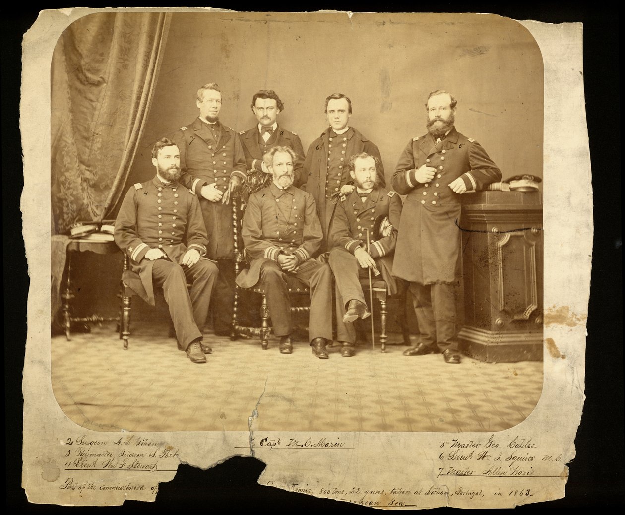 Officieren van de U.S.S. St. Louis door Lisbon Joseph N. Silveira