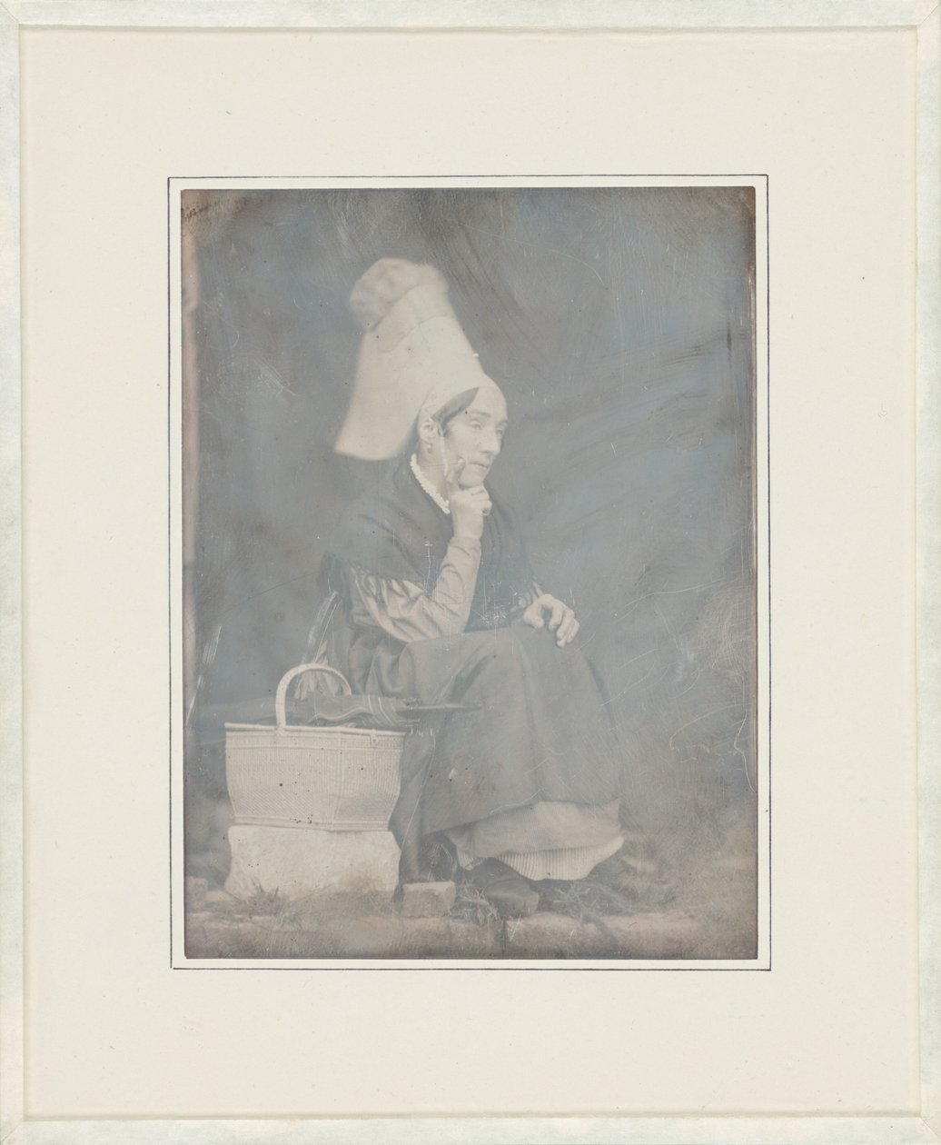 Portret van een vrouw uit Lisieux, Argentelle,1846 (foto) door Louis Adolphe Baron Humbert de Molard