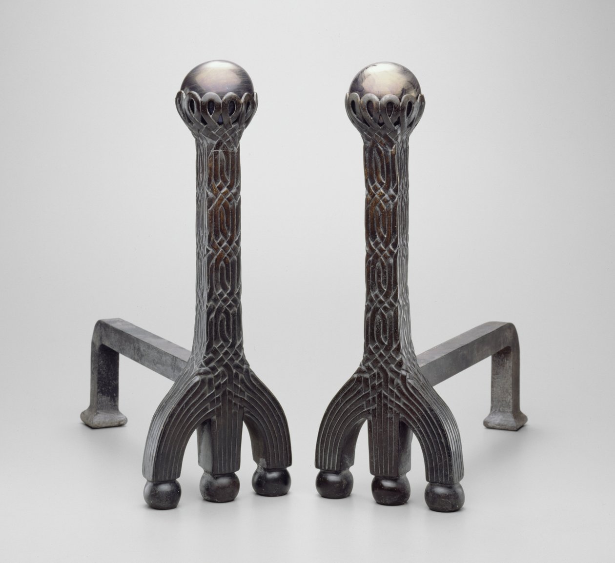Paar vuurbokken, c.1892/1902 door Louis Comfort Tiffany
