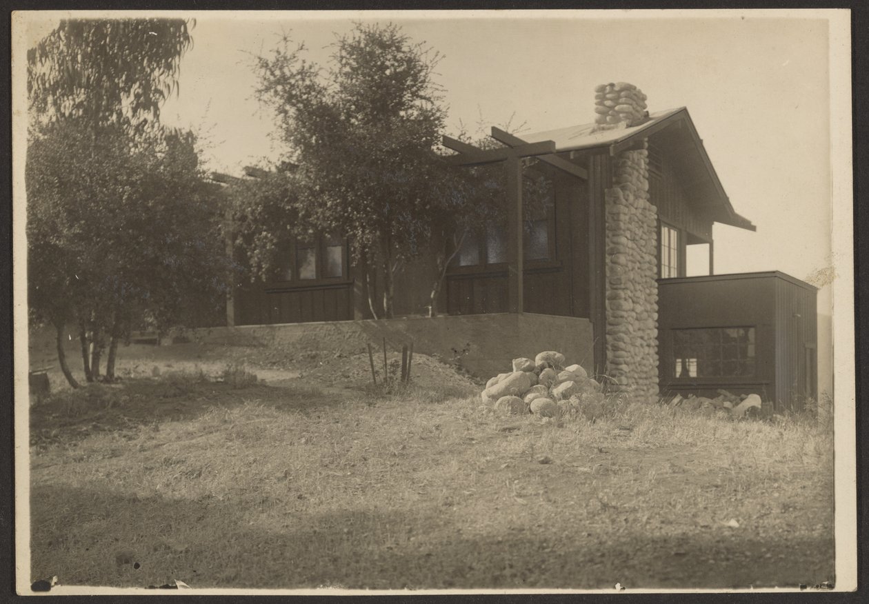 Oak Lodge door Louis Fleckenstein