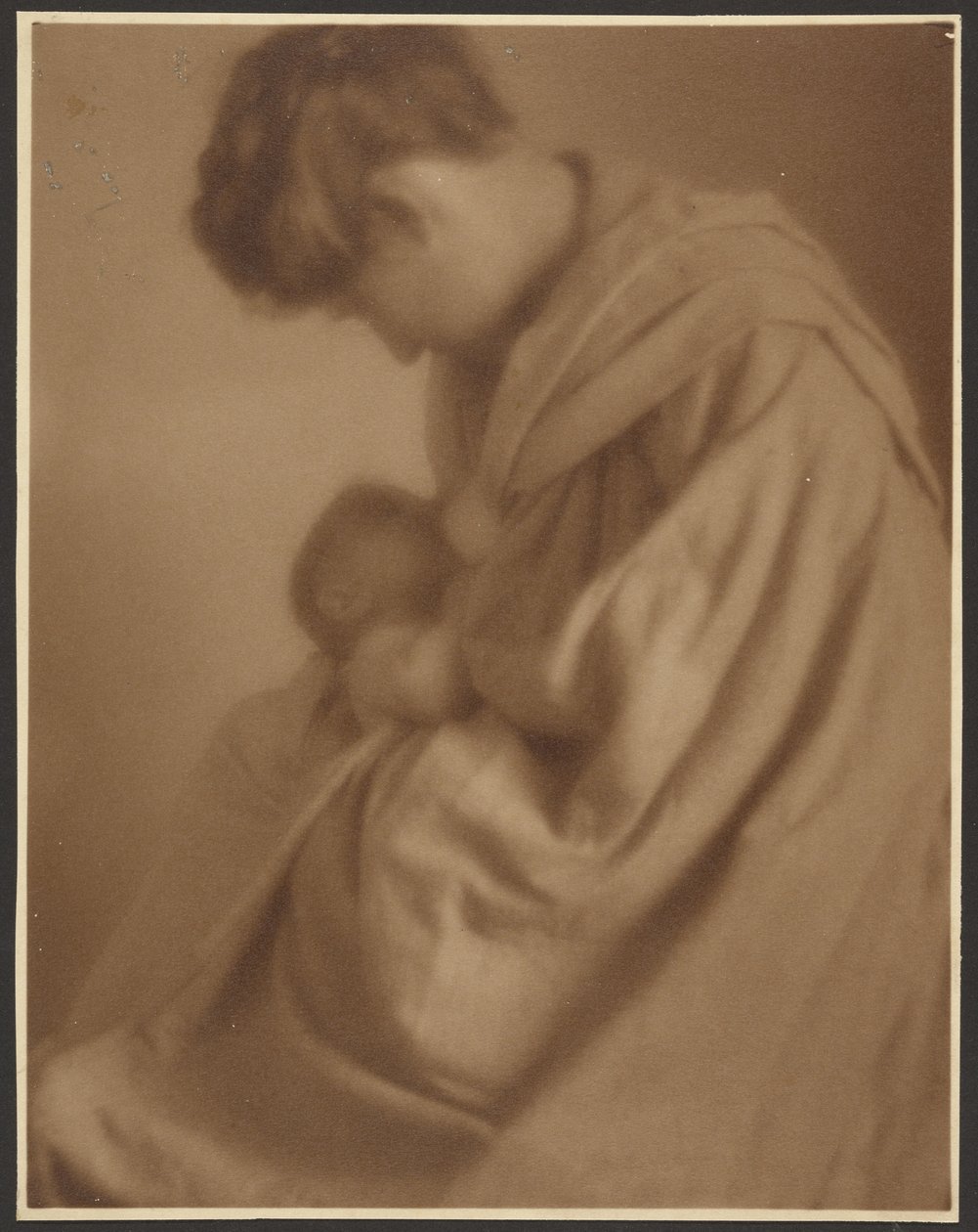 [Portret van een moeder en haar baby] door Louis Fleckenstein