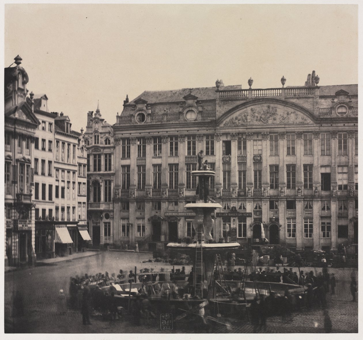 Zonder Titel (Bouw van Herdenkingsfontein) door Louis Pierre Theophile Dubois de Nehaut
