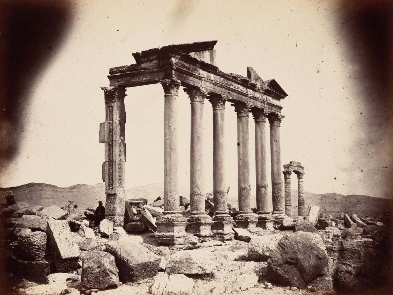 Mausoleum aan het westelijke einde van de colonnade, Palmyra, 1864 (foto) door Louis Vignes