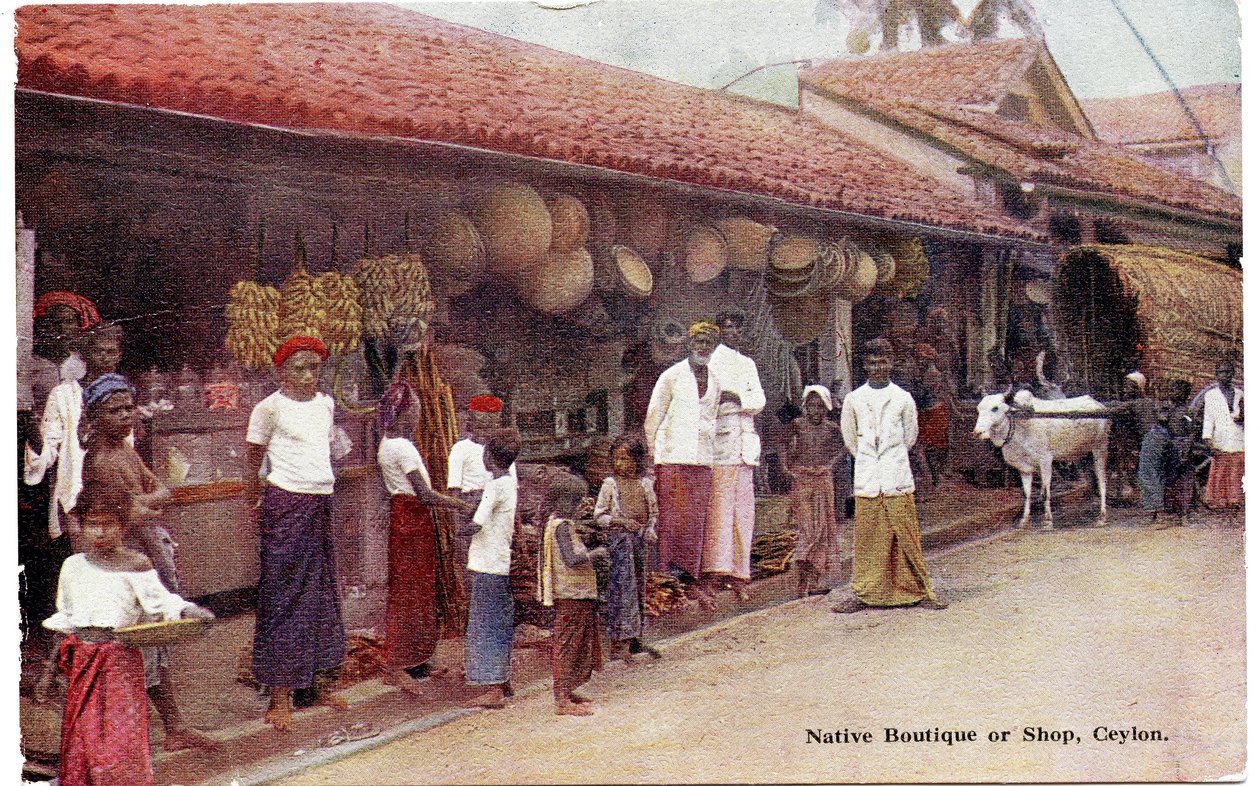 Inheemse boetiek of winkel, Ceylon, ca. 1900-20 (handgekleurde foto) door Ltd. Ceylon Plâté