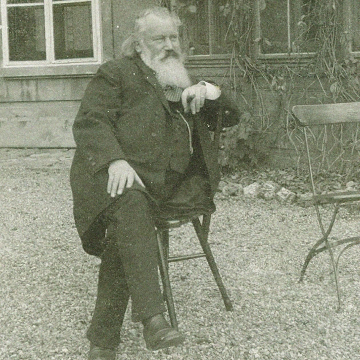 Portret van de componist Johannes Brahms 1833-1897, 1894 door Maria Fellinger