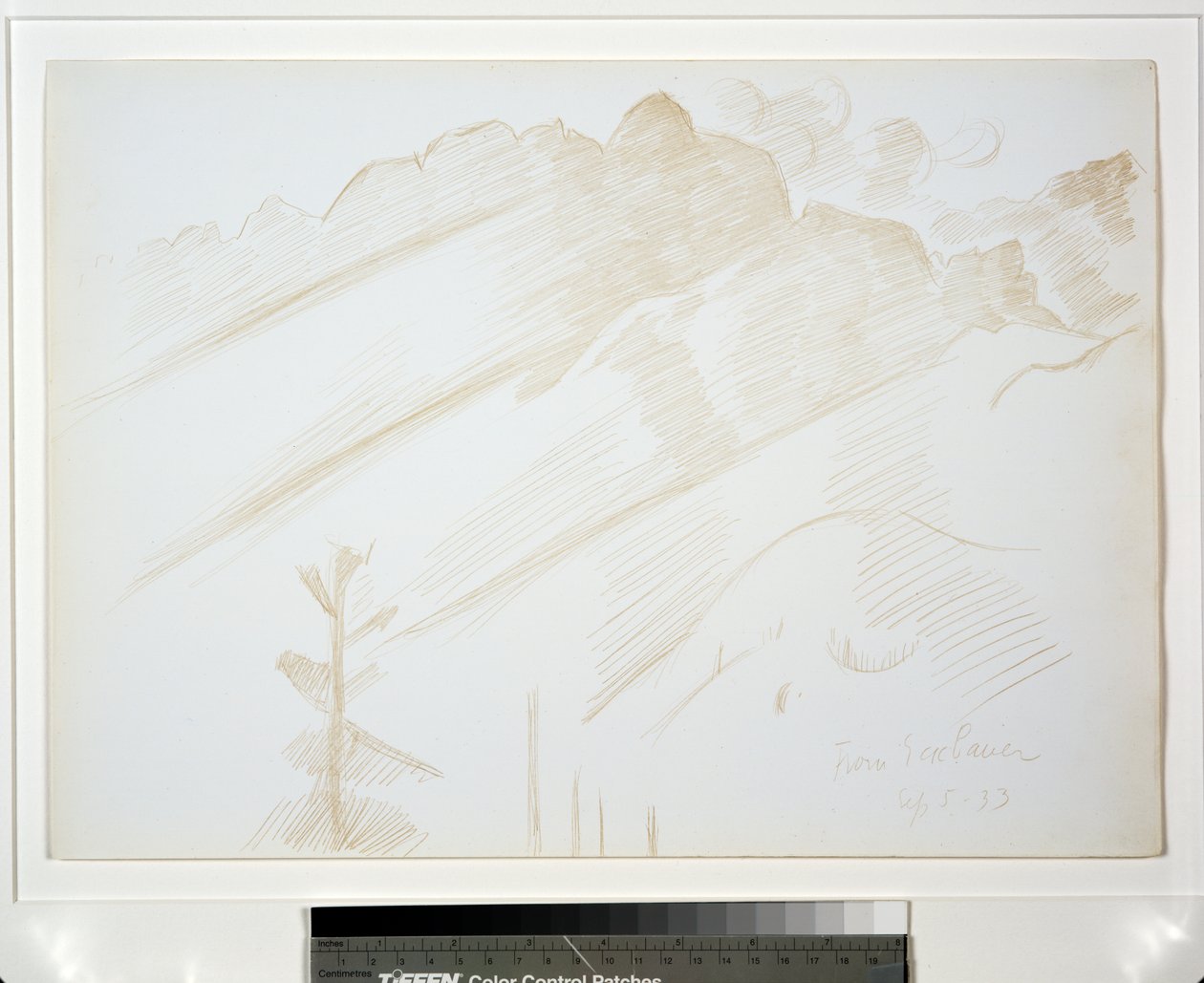 Berglandschap met wolken en bomen door Marsden Hartley