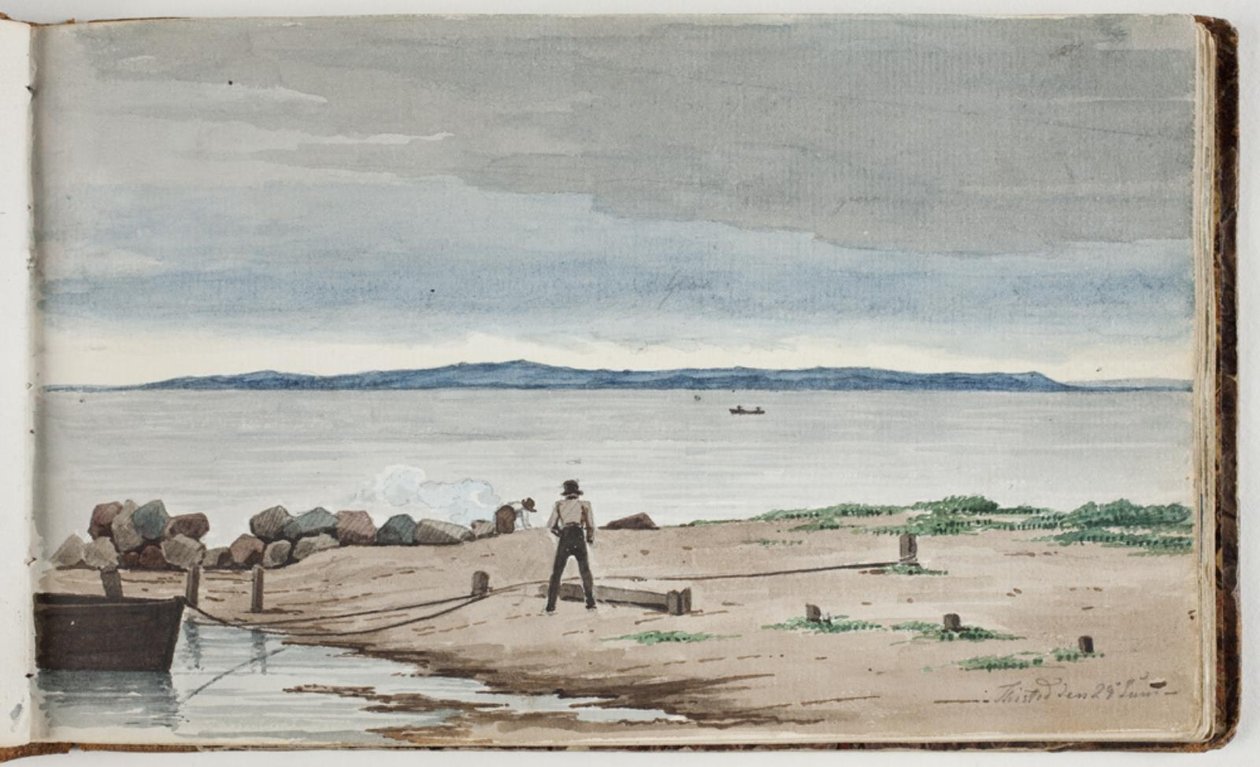 Uitzicht op een Strandlandschap met Stormwolken aan de Hemel. Twee Mannen Werken bij een Boot en een Vuur op de Voorgrond door Martinus Rørbye