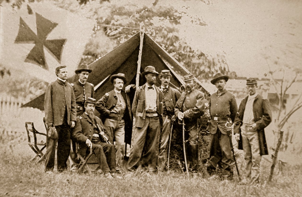 Generaal Charles Griffin en officieren, 1861-65 door Mathew B. Brady