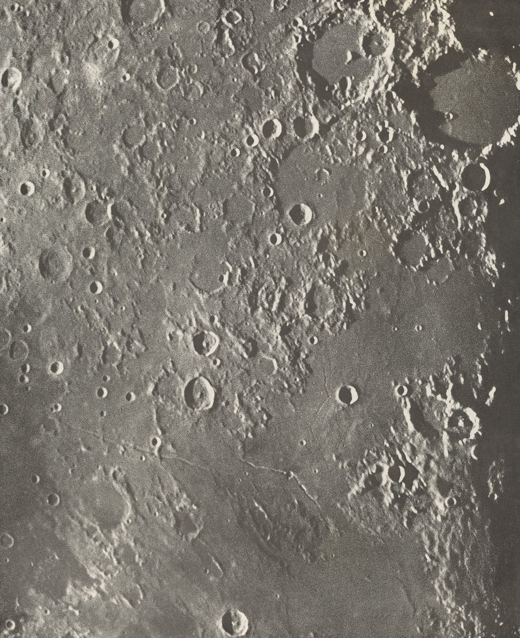Lunaire fotografie Albategnius - Triesnecker - Manilius door Maurice Loewy