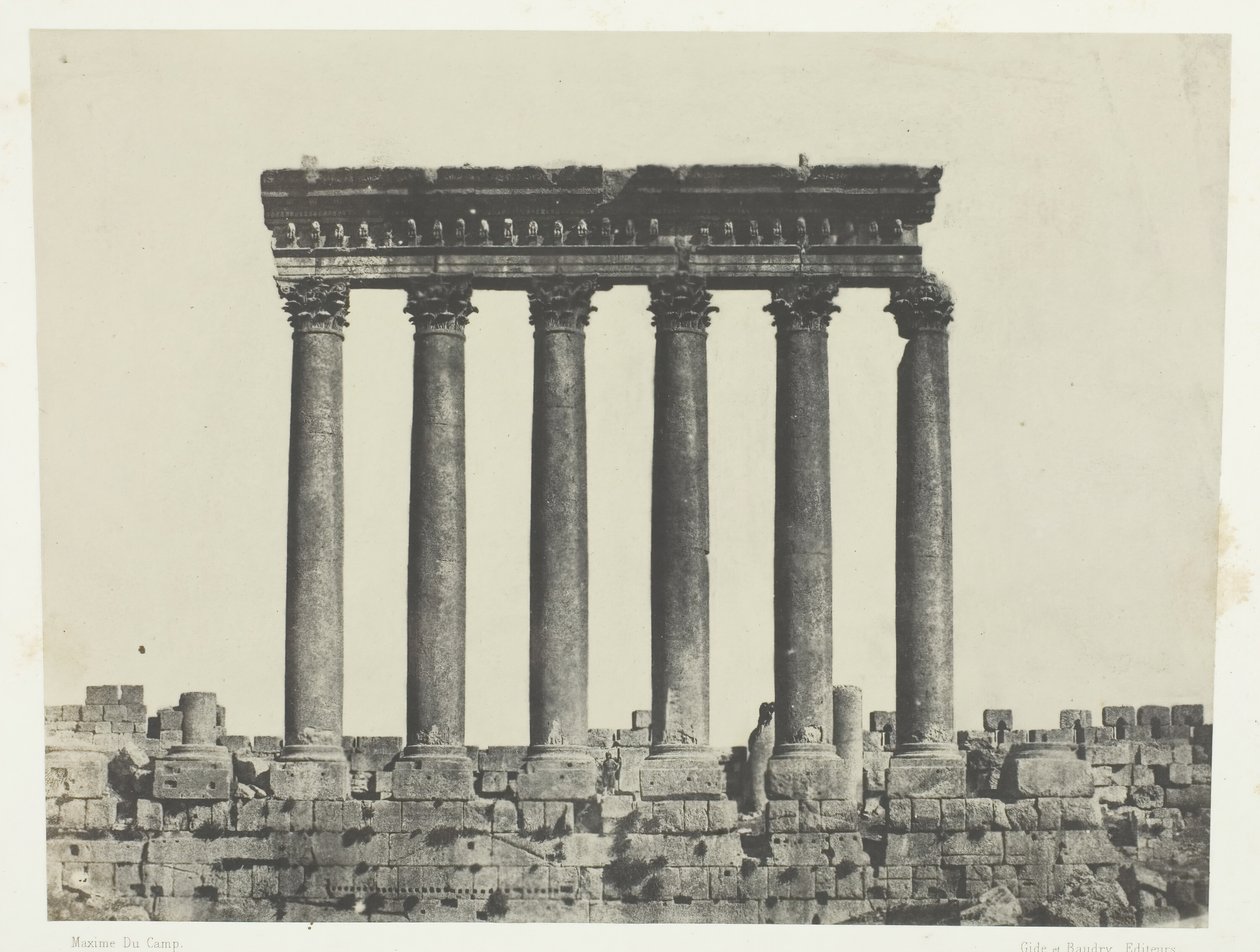 Baalbeck Heliopolis, Colonnade van de Tempel van de Zon, Syrië, 184951, gedrukt 1852 door Maxime Du Camp