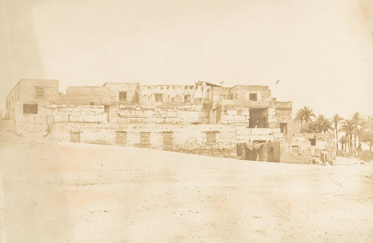 Woning van de bemanning van de Luxor, gebouwd op het terras van het Paleis, 1849-50 door Maxime Du Camp
