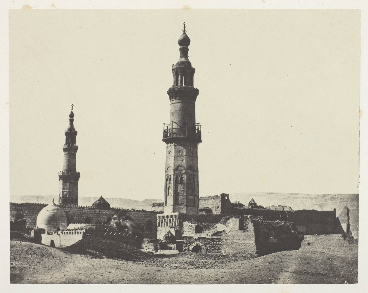 Moskee van Aly-Bey, Girgeh, Opper-Egypte, plaat 15 uit het album "Egypte, Nubie, Palestina en Syrie" (1852) door Maxime Du Camp