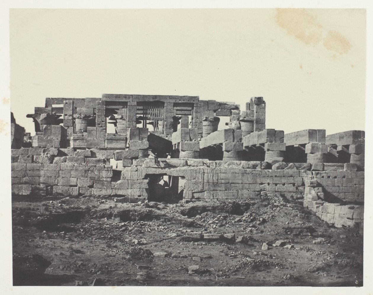 Paleis van Karnak, Zuidelijke Ingang van de Hypostyle Zaal; Thebe door Maxime Du Camp