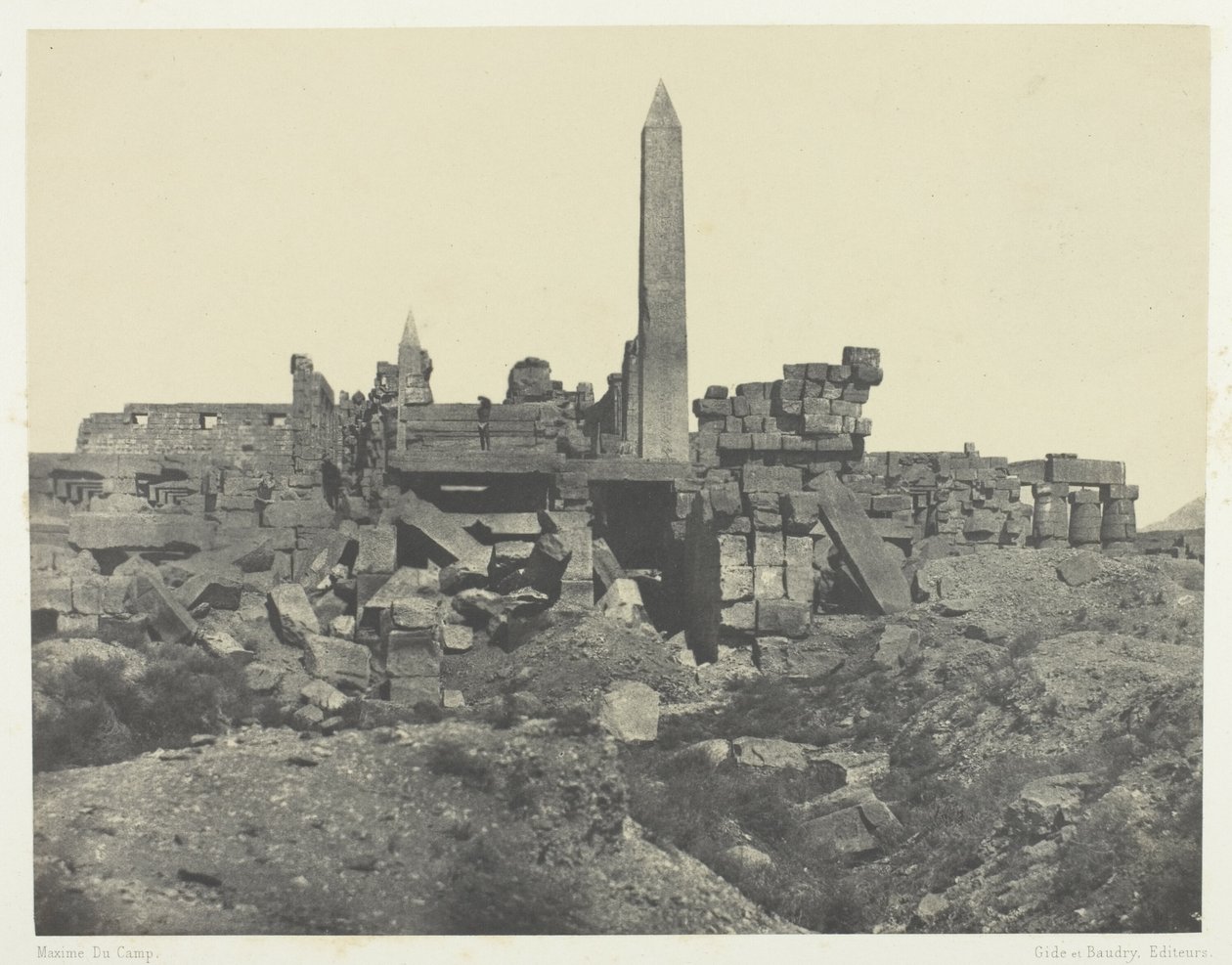 Paleis van Karnak, Granieten Heiligdom en Hypostyle Zaal; Thebe door Maxime Du Camp