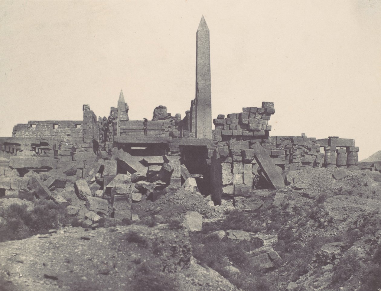 Thebe. Paleis van Karnak. Granieten Heiligdom en Hypostyle Zaal, 1850 door Maxime Du Camp