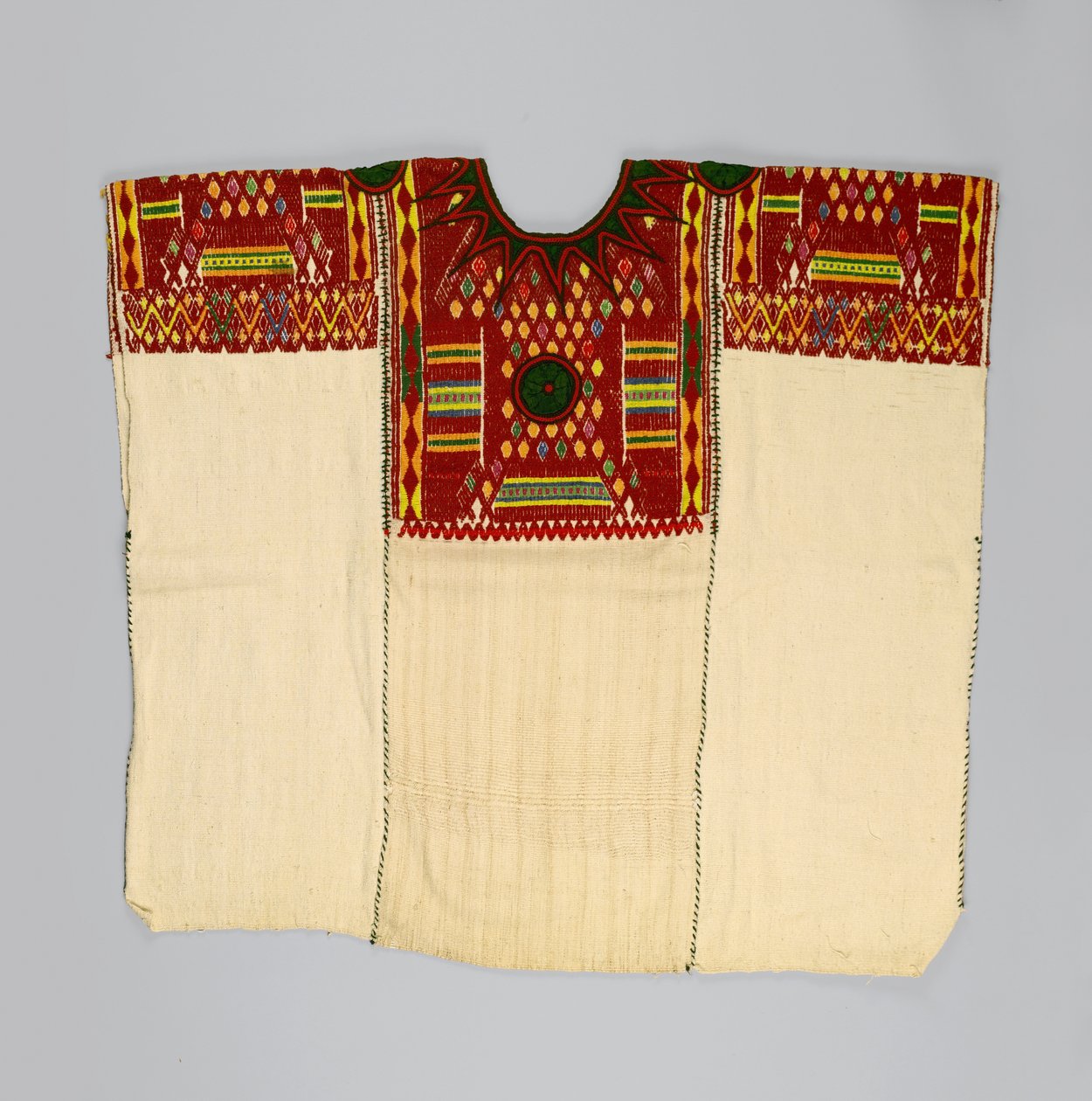 Damesblouse of huipil, uit Chichicastenango, El Quiche, Guatemala, jaren 1930 of 1940 door Mayan