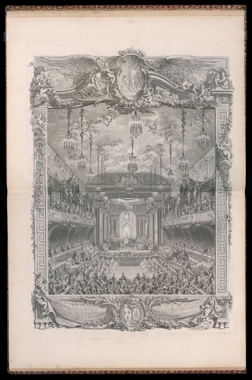 Decoratie van de theaterzaal, gebouwd in de overdekte manege van de grote stal in Versailles, voor de voorstelling van de Prinses van Navarra Comédie Ballet, gegeven ter gelegenheid van het huwelijk van Louis Dauphin van Frankrijk met Marie Thérèse Infante door Michel de Bonneval