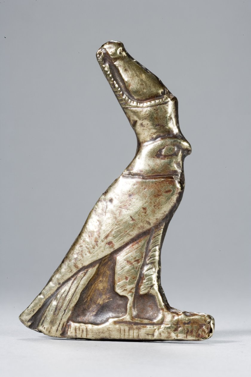 Amulet in de vorm van een valk (electrum) door Middle Kingdom Egyptian