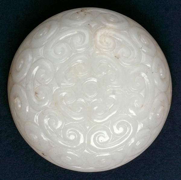 Zegel-pasta doos van Guri lakstijl met Lingzhi scrolls door Ming Dynasty Chinese School